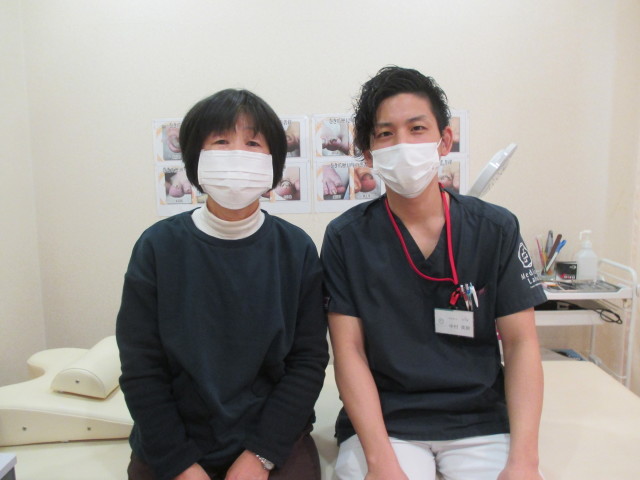 巻き爪の痛みがよくなり、大変うれしく思ってます
